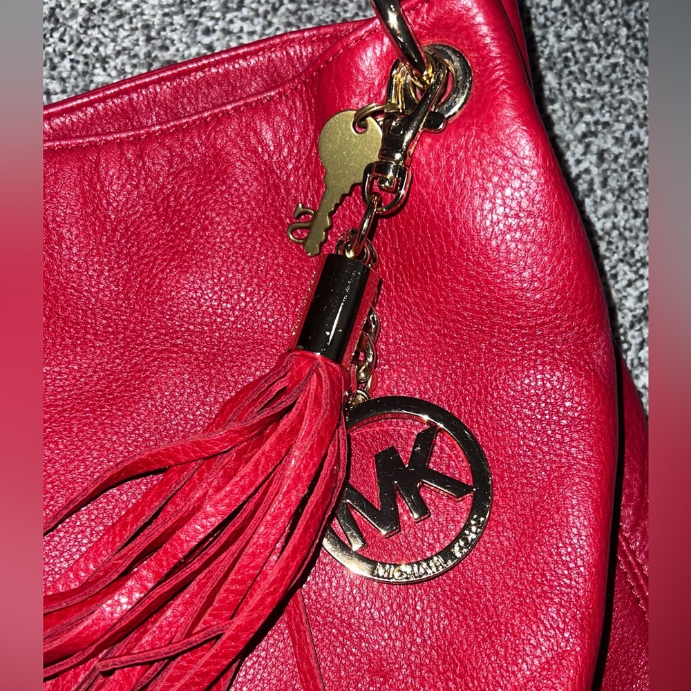 MK purse - Picture 2 of 5